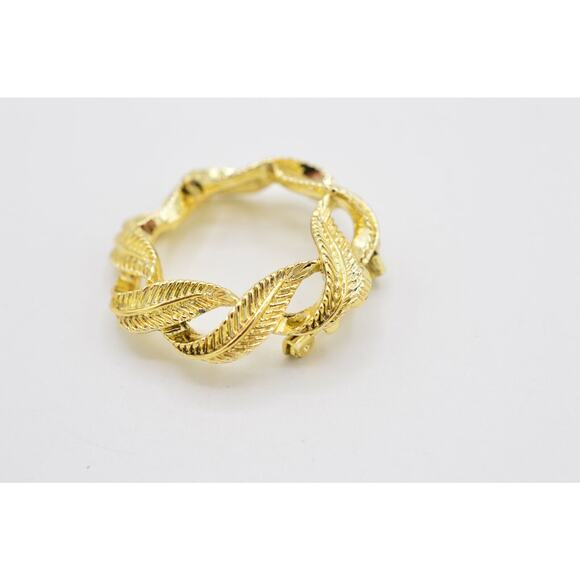 Gerry's Vintage Statement Pin Brooch Brushed Gold Textured Wreath Signed Bin1 - Picture 6 of 11